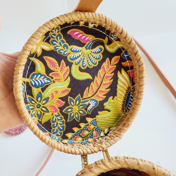 Collection 18 handcrafted Rattan Wicker Handbag - Picture 9 of 10